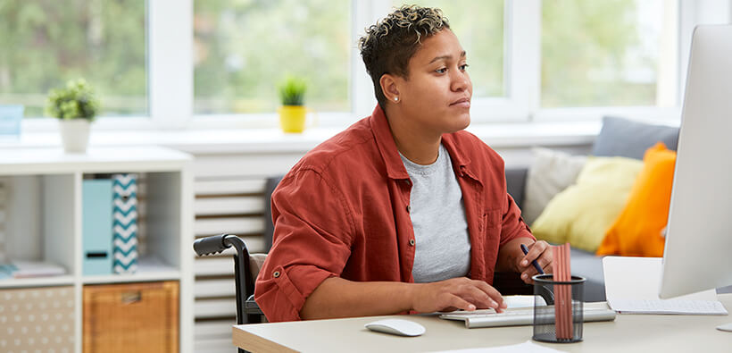 Disability Insurance An African American women siting on a wheelchair