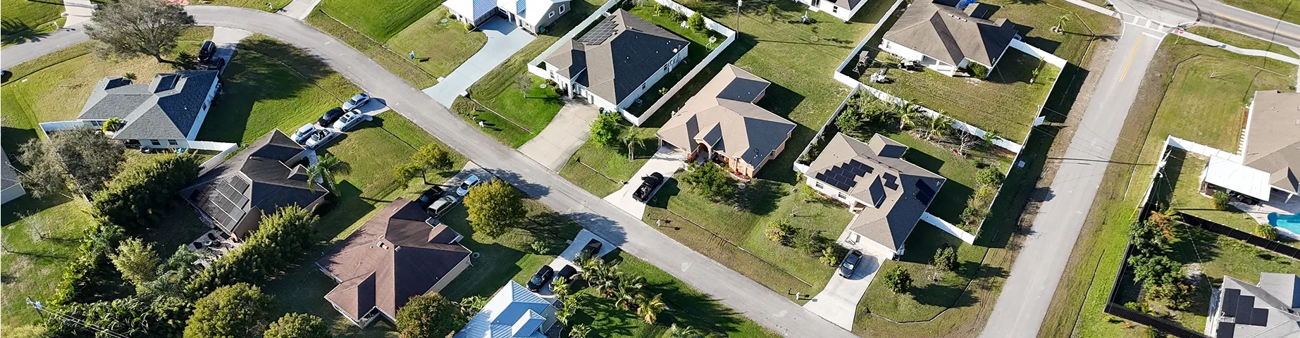House and landscape Port St Lucie Florida - great home insurance in Florida.